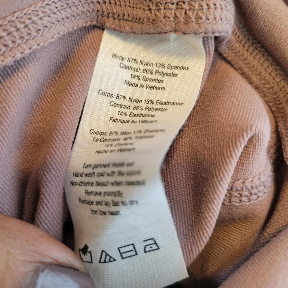 Alo Yoga Women High Waist Moto Mesh Panel Leggings Size Medium Mauve Pink Yoga